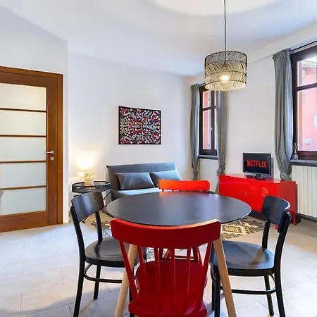Apartment Matire House - Modern Alba (Piedmont)