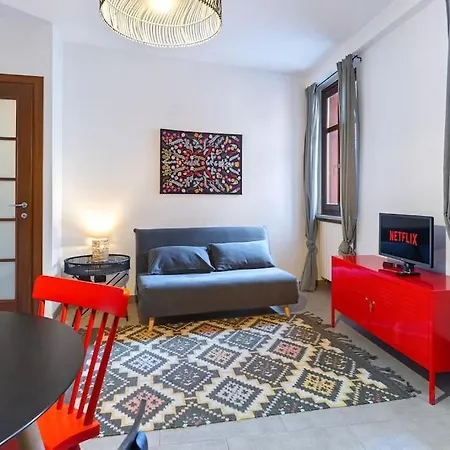 Matire House - Modern Apartment Alba (Piedmont)