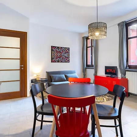 Matire House - Modern Apartamento Alba (Piedmont)