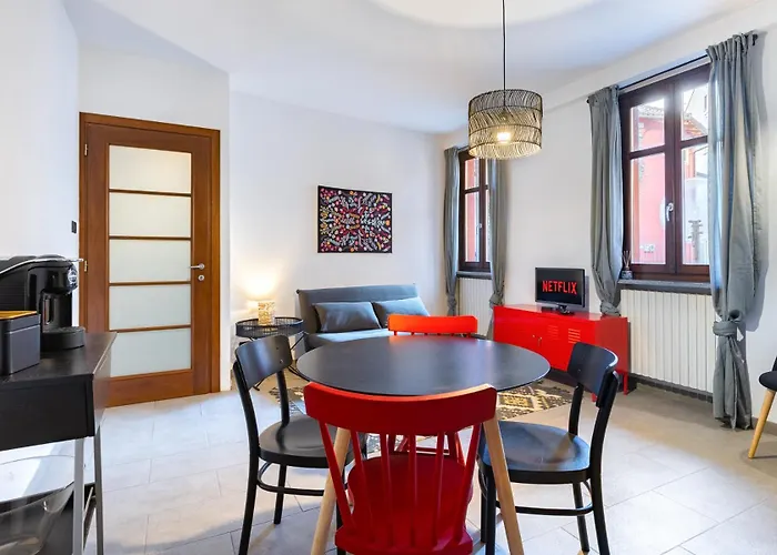 Matire House - Modern Apartment Alba (Piedmont)